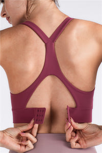 SALUTATION Clasp Fit Bra Collection