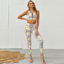 Load image into Gallery viewer, Seamless Snakeskin Print Yoga Set Fitness Gym Tracksuit For Women Tank Crop Top And Leggings Sportswear Running Casual Suit

